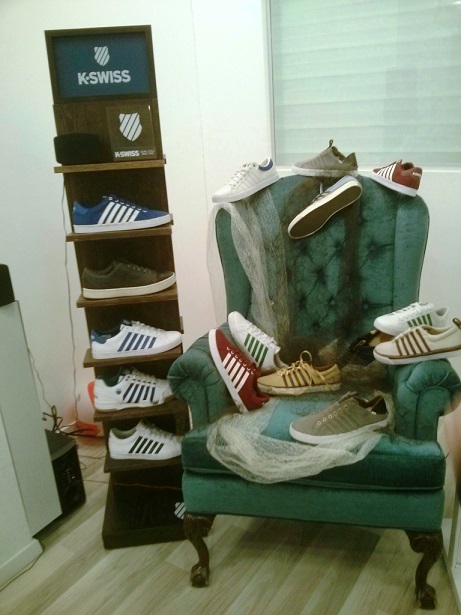 K swiss    !